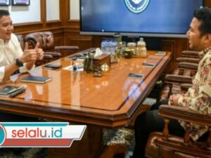 Wagub Jatim Emil Dardak dan Seskab Teddy Bertemu Empat Mata, Jabatan Wamenkeu?