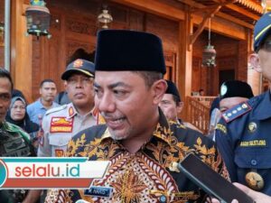 Insiden 7 Koper Turis Thailand Hilang di Bromo, Bupati Probolinggo Sampaikan Maaf