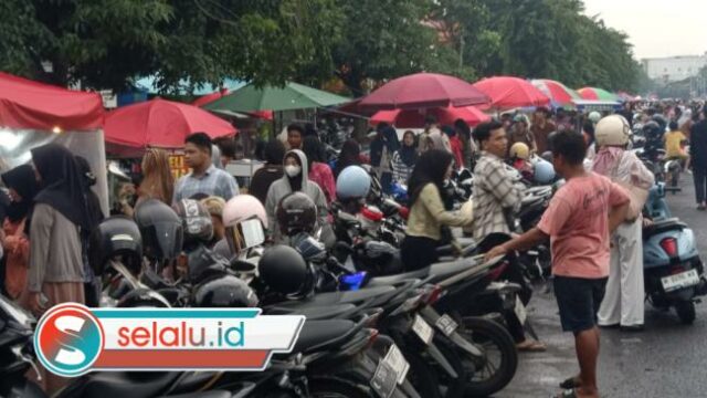 Kuliner Karang Menjangan Surabaya, Pilihan Favorit Pemburu Takjil saat Ramadan