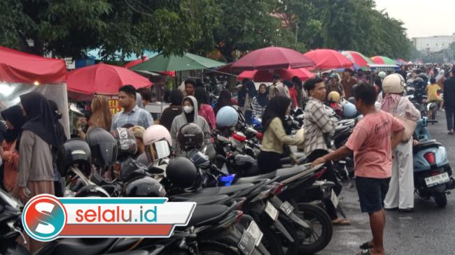 Kuliner Karang Menjangan Surabaya, Pilihan Favorit Pemburu Takjil saat Ramadan