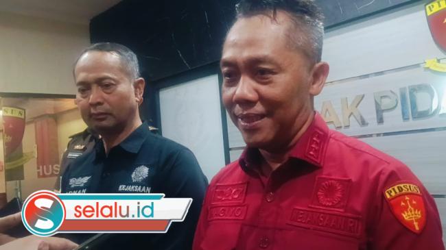 Kejati Jatim Hentikan Proses Hukum Guru Honorer di Probolinggo yang Rangkap Jabatan PLD