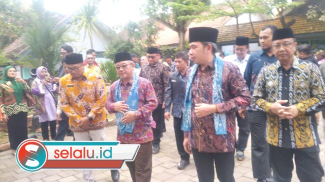 Mendikdasmen Resmikan 124 Gedung Sekolah di Jember, Revitalisasi Nasional Ditarget Rampung Sebelum 2029