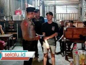 Nekat Jualan Miras di Bulan Ramadan, Warung di Lamongan Digrebek Polisi