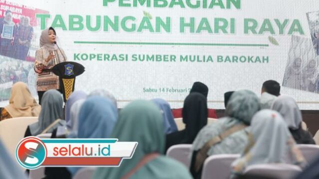 Lebaran Idul Fitri Tahun Ini, Penjahit Padat Karya Surabaya Cairkan Tabungan Rp50,4 Juta
