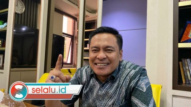 DPRD Surabaya Ingatkan ASN Pemkot Tidak Gunakan Mobil Dinas saat Mudik