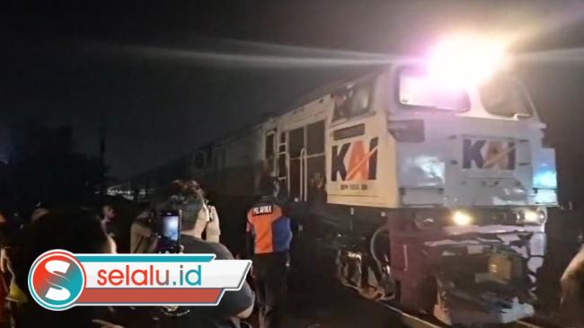 KA Blambangan Ekspres Tabrak Truk Gandeng di Probolinggo, Masinis dan Asisten Terluka