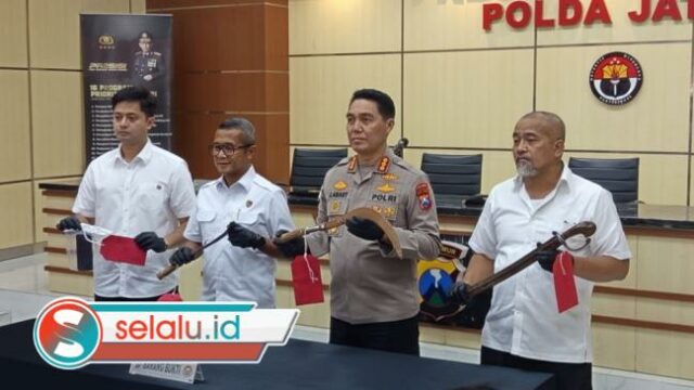 Polda Jatim Bekuk Komplotan Preman Pemeras Petani hingga Ratusan Juta di Pasuruan