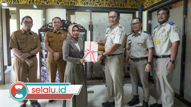 Pemkot Mojokerto Terima 51 Sertifikat Aset Tanah, Ning Ita Dorong Percepatan K1 dan K2